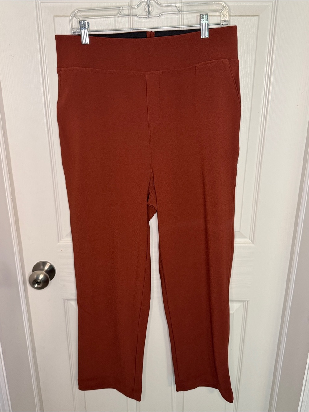 NWOT Zenana Outfitters Straight-Leg Pull-On Pants in Rust